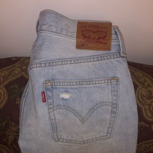 Levi’s 501 Women’s Crop Jeans